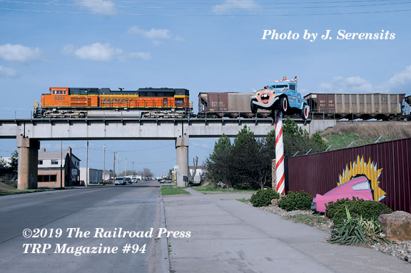 BNSF Railway coal train at Grand Island, Nebraska