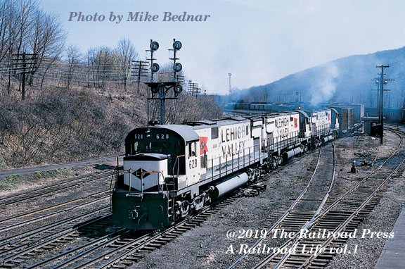 LVRR Lehigh Valley Railroad ALCO Century C628 at Allentown Pennsylvania